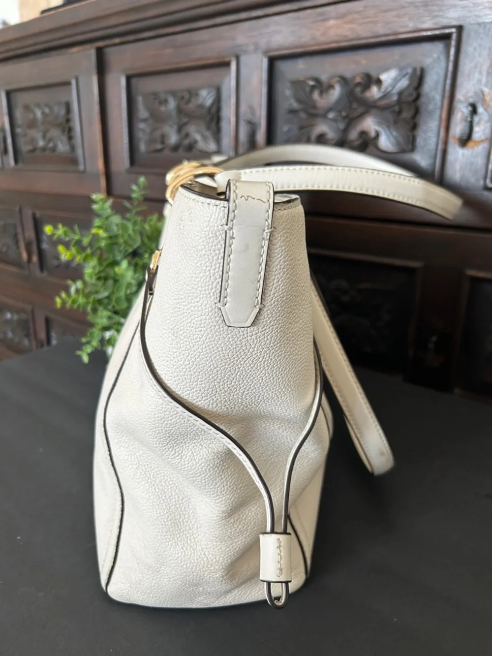 MICHAEL KORS NICOLE 35T9GNIT3L VANILLA LG
GRAB BAG LEATHER - Picture 10 of 13